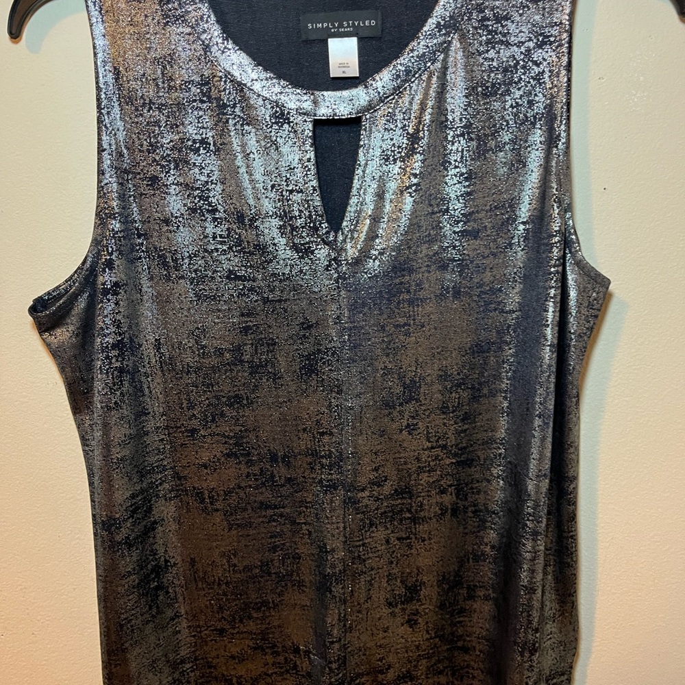 Simply Styled Women's Metallic Black Tank Top